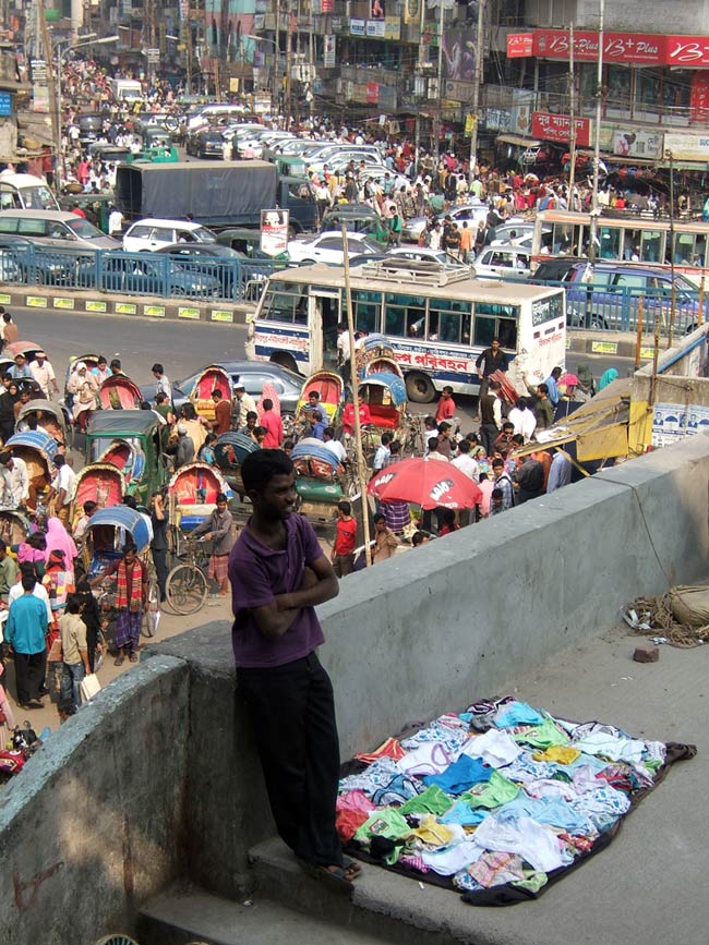 Ein ganz normaler Mittwoch am New Market in Dhaka. 