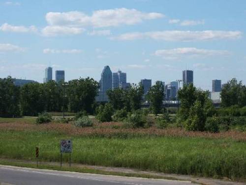 Skyline von Montreal mit Schild. Foto: Paul Morf Gronert