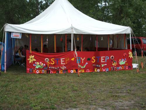 Kinderzelt beim Pow-Wow. Foto: Paul Morf Gronert