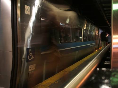 Zug im Untergeschoss des Gare Centrale. Foto: Paul Morf Gronert